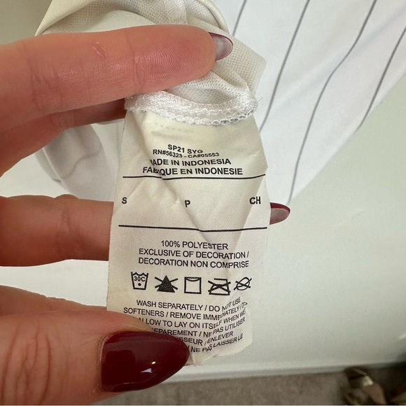 Nike 2021-22 Liverpool Air Max Club Collection - Picture 10 of 12